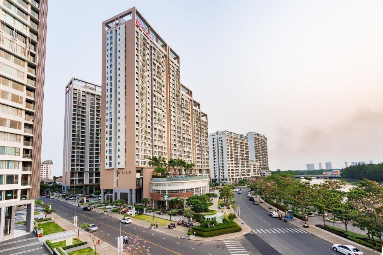 Апарт отель Convinia Luxury The Peak Midtown Хошимин Экстерьер фото