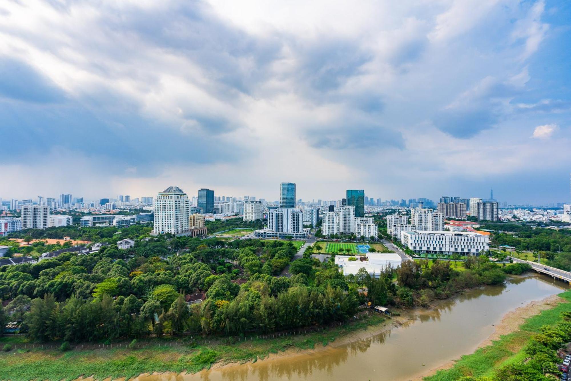 Апарт отель Convinia Luxury The Peak Midtown Хошимин Экстерьер фото